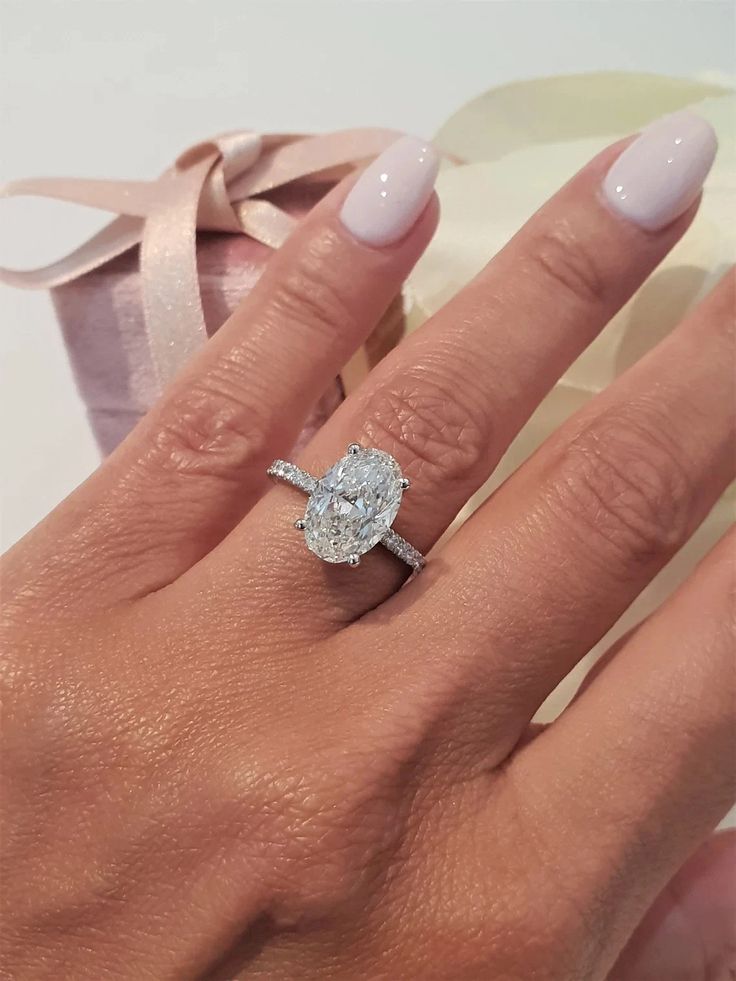 Aurora Luxe 3CT Oval Ring