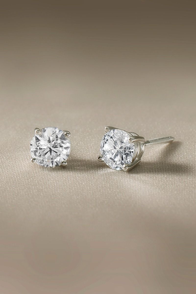 Aurelia 75 – Signature Round Solitaire Earrings