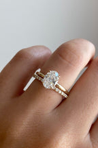 Aurielle Vow Oval Bridal Duo